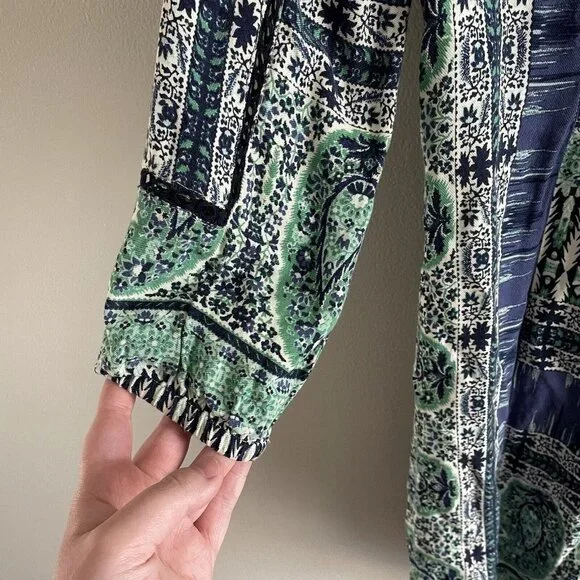 Lucky Brand Wmn SZ XS Blue/Green/White Boho Tunic Style Tie Neckline Short Dress - Picture 3 of 11